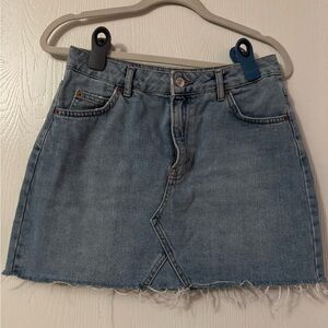 Topshop Moto Denim Mini Skirt High Rise Raw Hem Size 6